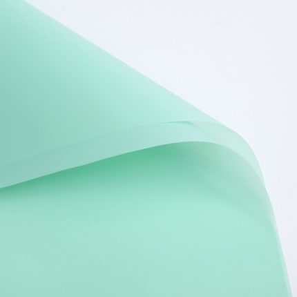 Folie mata, semitransparenta, verde mentă